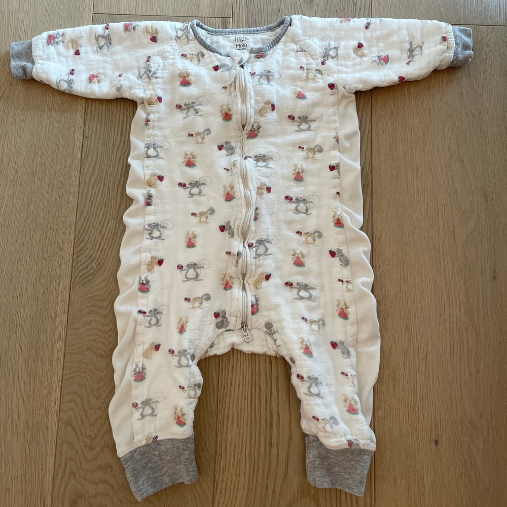 Nest designs Bamboo Pima Long Sleeve Sleep Suit 0.6 TOG -Squirrely size 18m-2.5y